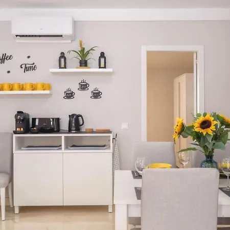 Luxury Delmare Pool Family Only * Marbella