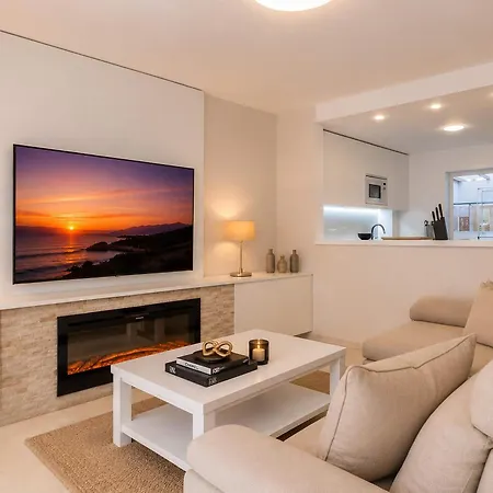 Holiday home Luxury Delmare Pool Family Only *