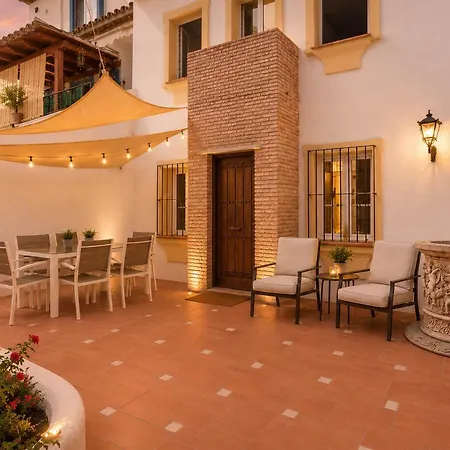 Luxury Delmare Pool Family Only Holiday home *