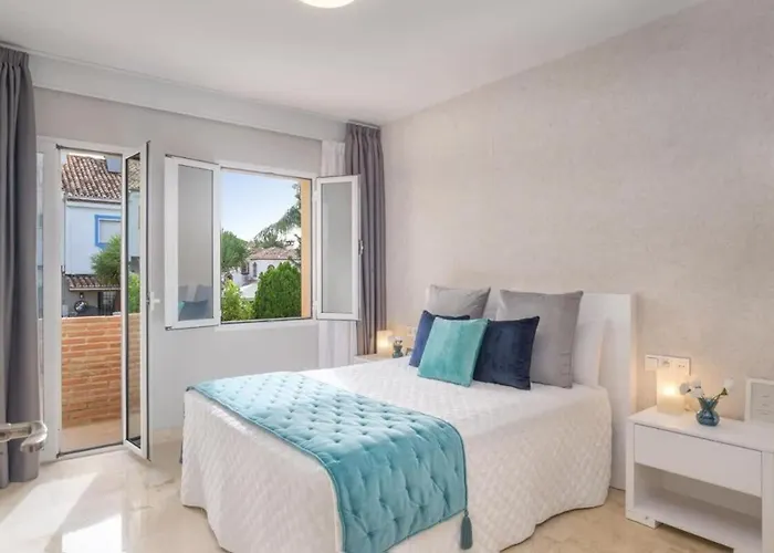 Luxury Delmare Pool Family Only Holiday home Marbella