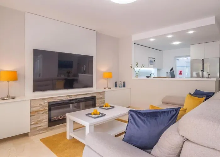 Luxury Delmare Pool Family Only Holiday home