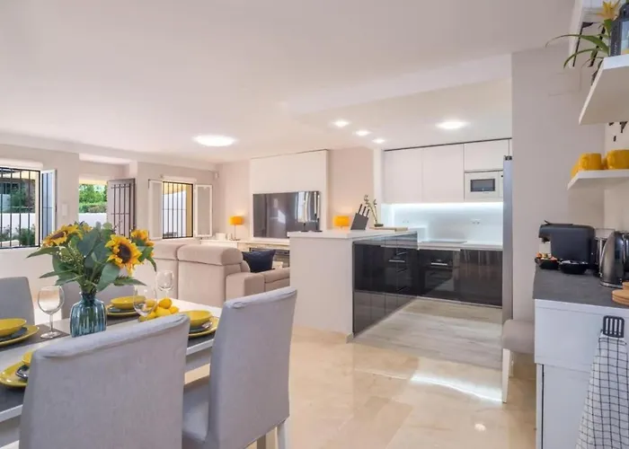 Holiday home Luxury Delmare Pool Family Only